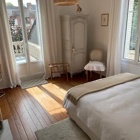 Le Lierre Et La Rose Bed and breakfast 3*