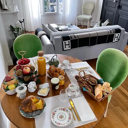 Le Lierre Et La Rose 3* LʼAigle