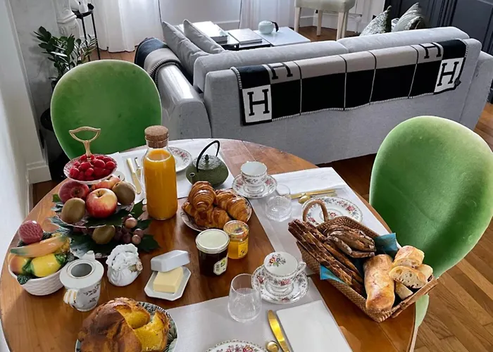 Le Lierre Et La Rose 3* LʼAigle